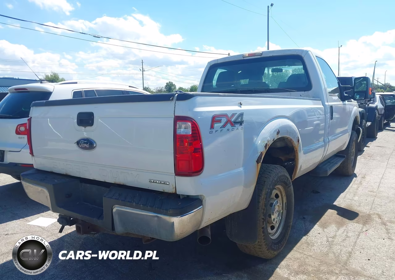 2015 Ford F-250 VIN:1FTBF2B63FEC77502 - 4
