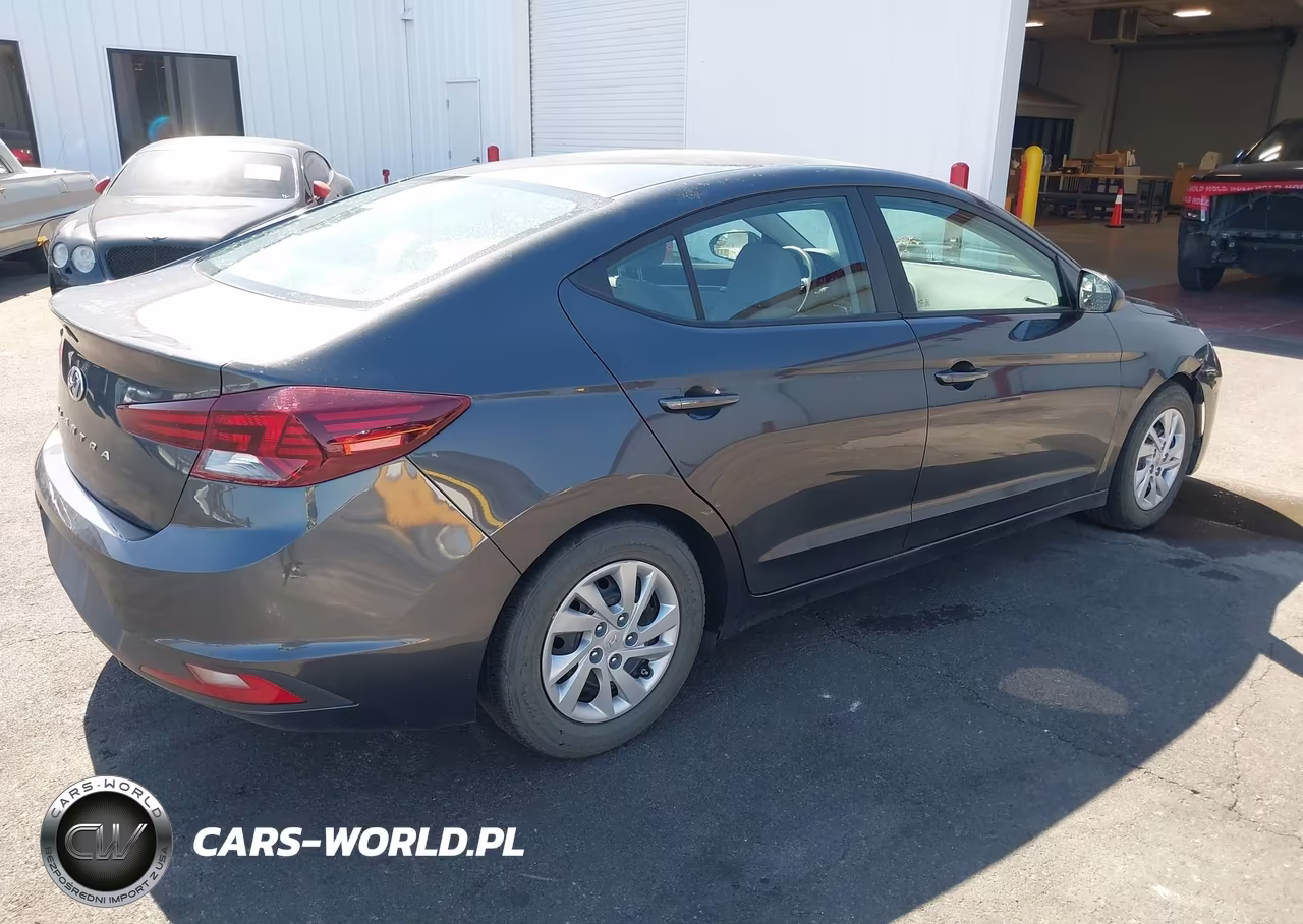 2020 Hyundai Elantra Se VIN:5NPD74LF3LH621082 - 4