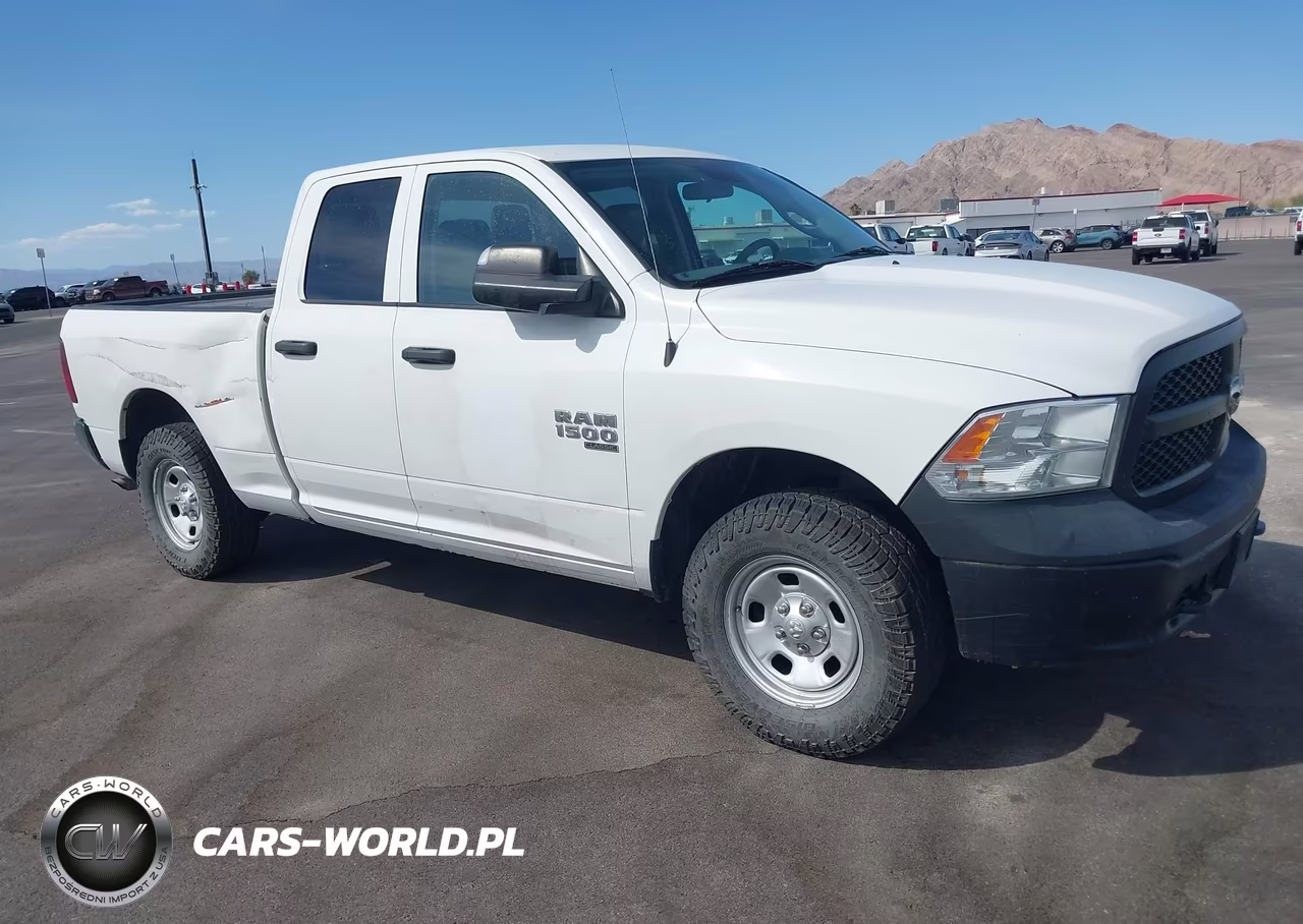 2020 Ram 1500 Classic VIN:1C6RR7FG2LS153442 - 13