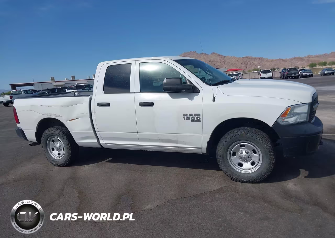 2020 Ram 1500 Classic VIN:1C6RR7FG2LS153442 - 18