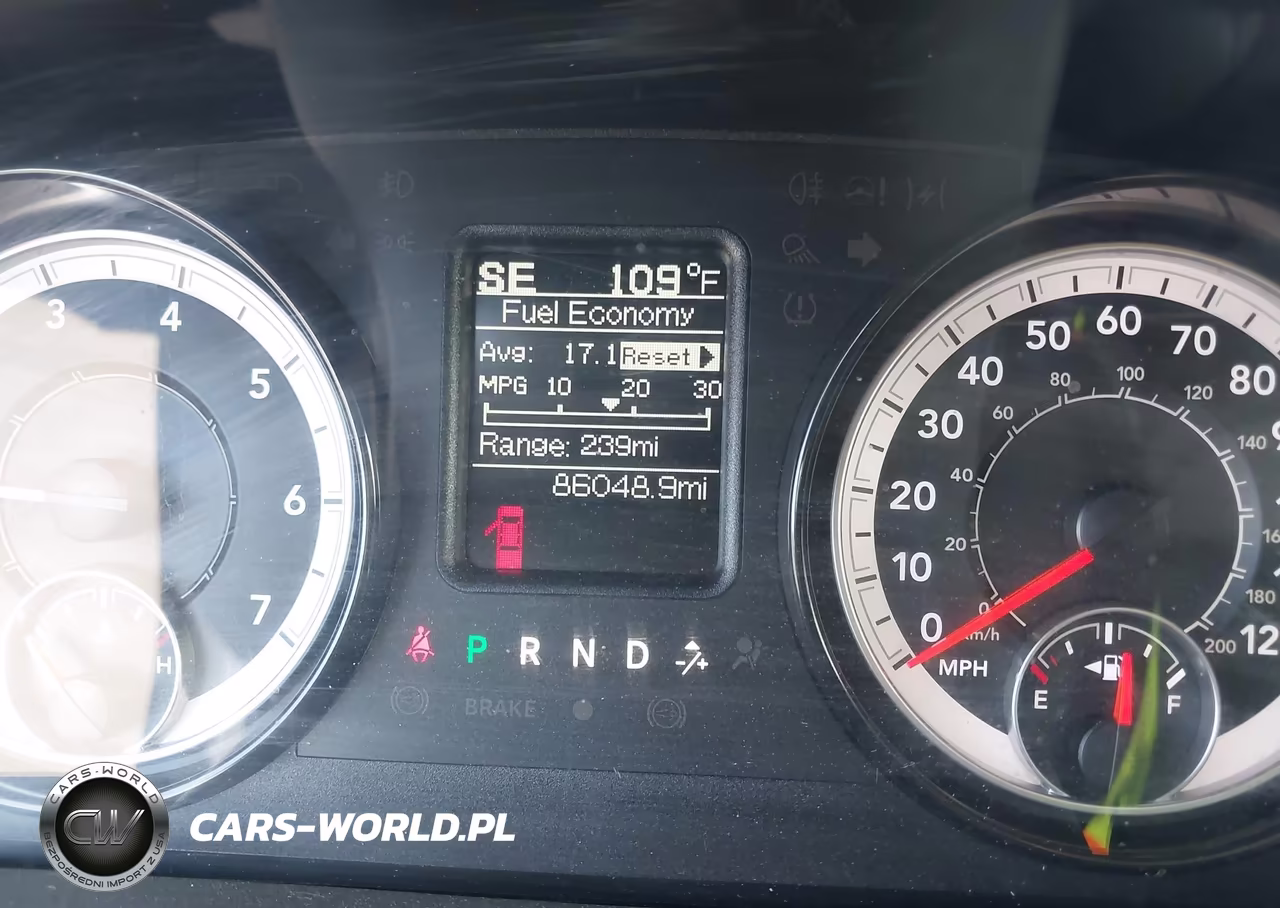 2020 Ram 1500 Classic VIN:1C6RR7FG2LS153442 - 20