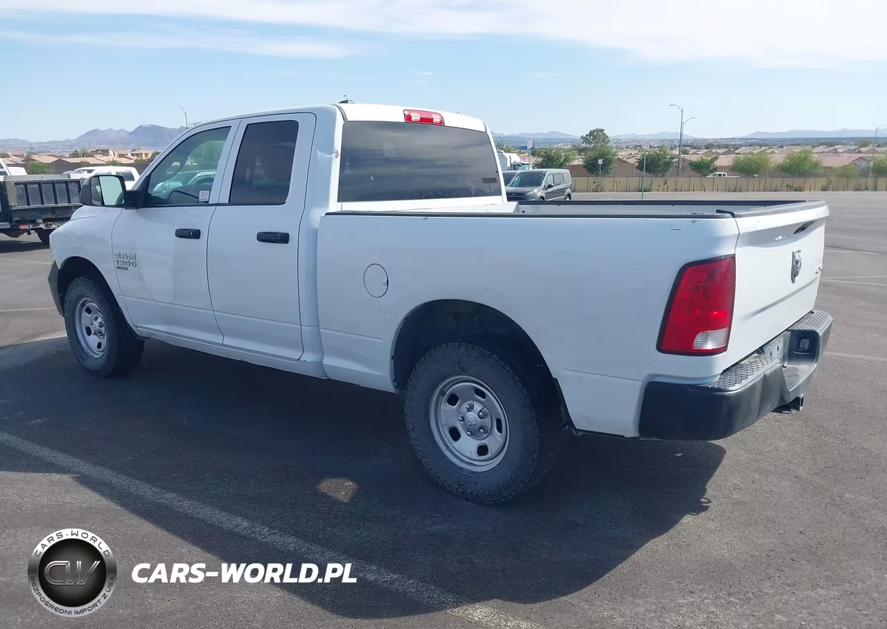 2020 Ram 1500 Classic VIN:1C6RR7FG2LS153442 - 3