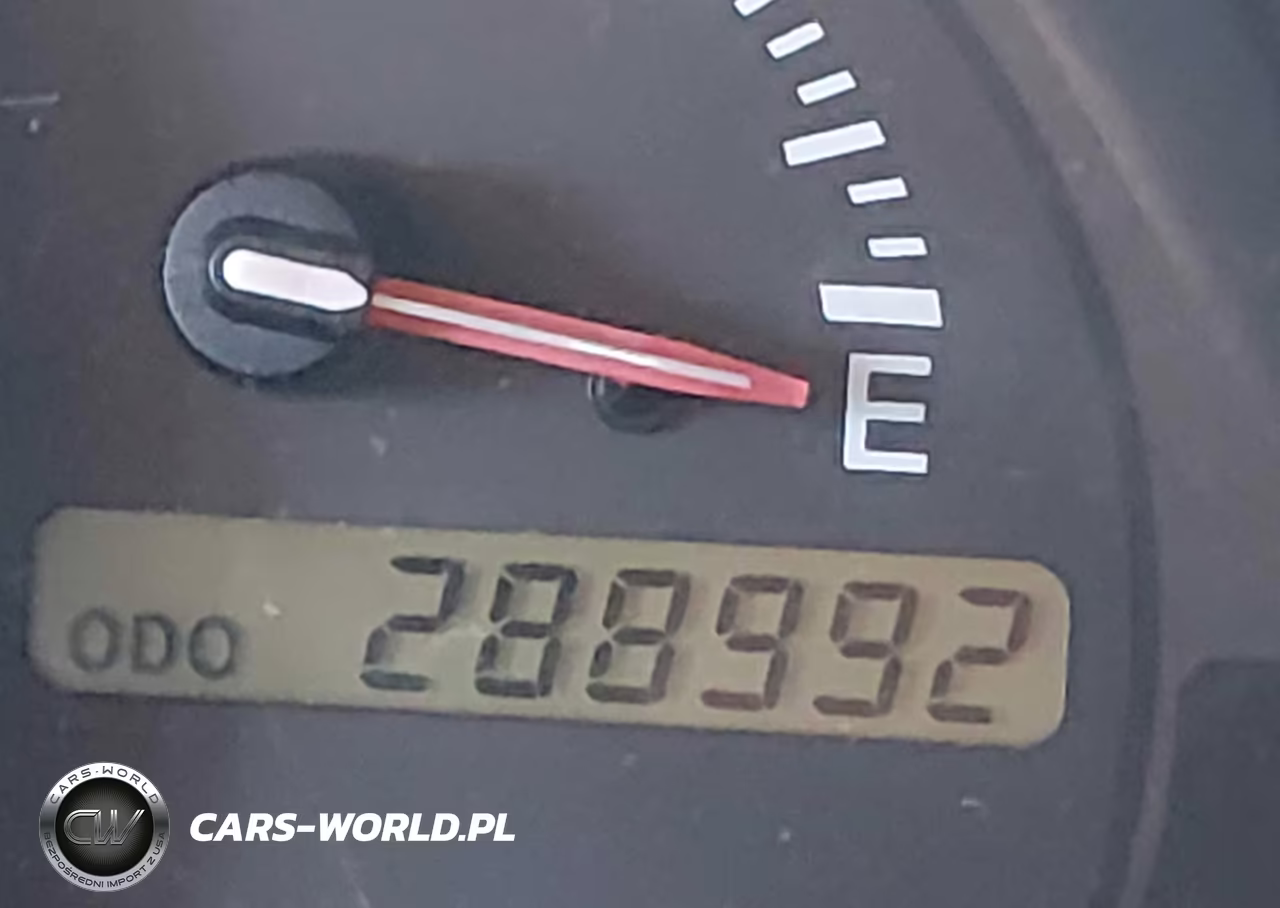 2002 Lexus Is 300 Base W-5-Speed Manual VIN:JTHBD192120045196 - 16