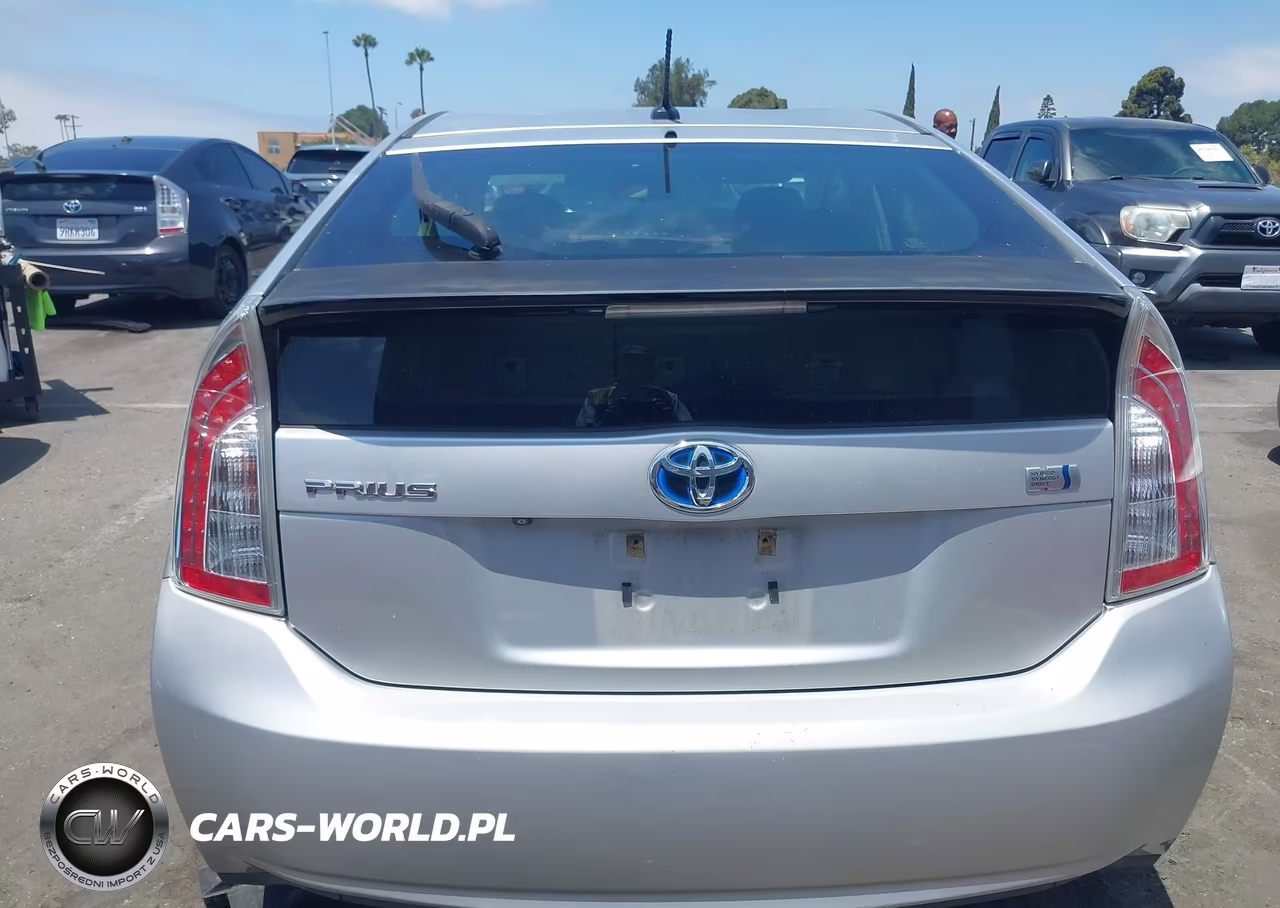 2012 Toyota Prius Three VIN:JTDKN3DU6C5415372 - 16