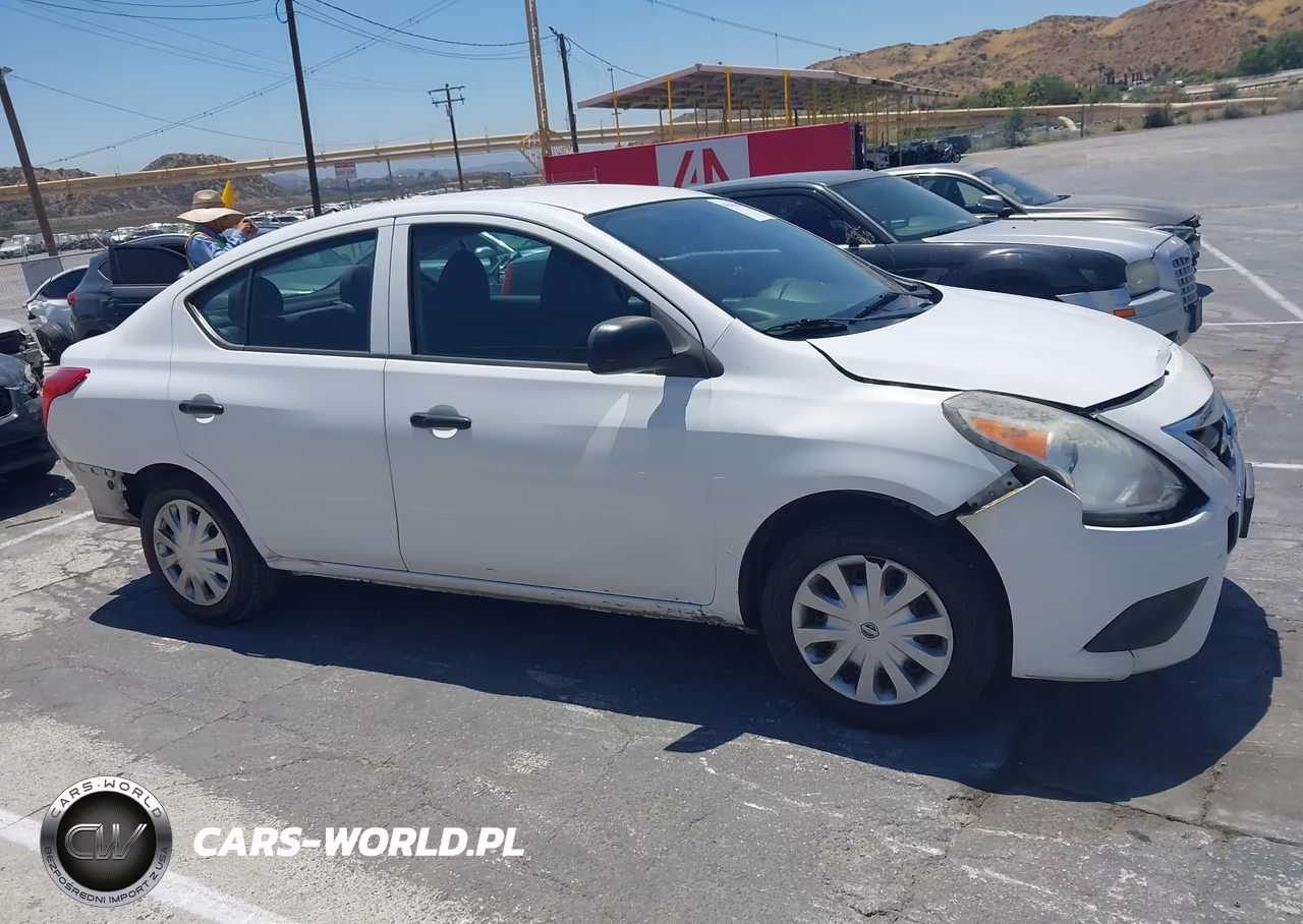 2015 Nissan Versa 1.6 S VIN:3N1CN7AP1FL838815 - 14