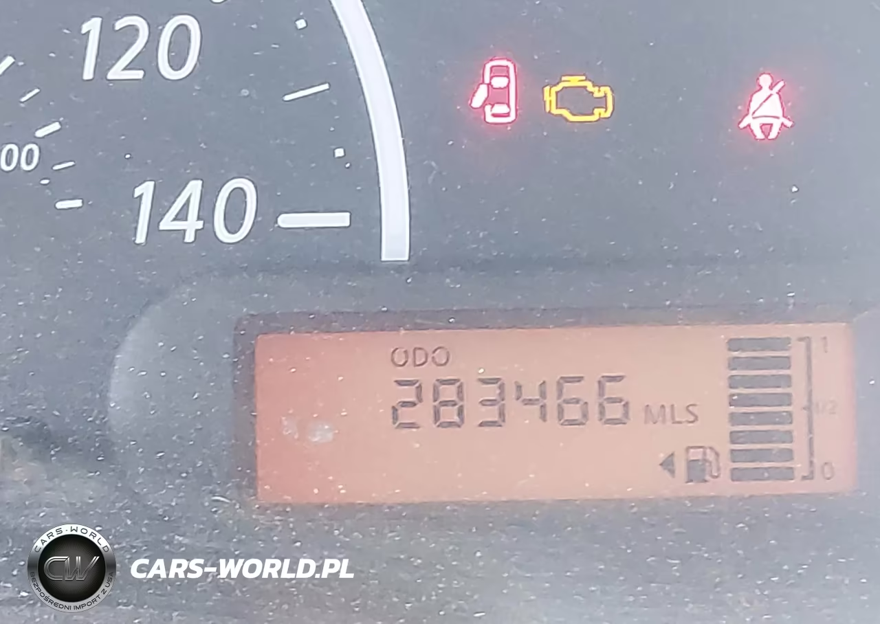 2015 Nissan Versa 1.6 S VIN:3N1CN7AP1FL838815 - 16