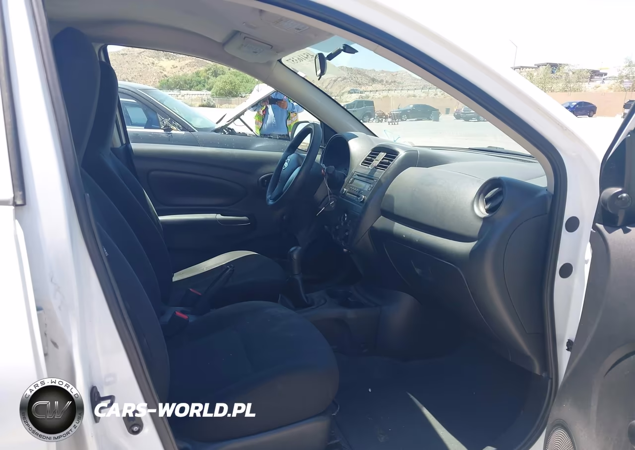 2015 Nissan Versa 1.6 S VIN:3N1CN7AP1FL838815 - 5