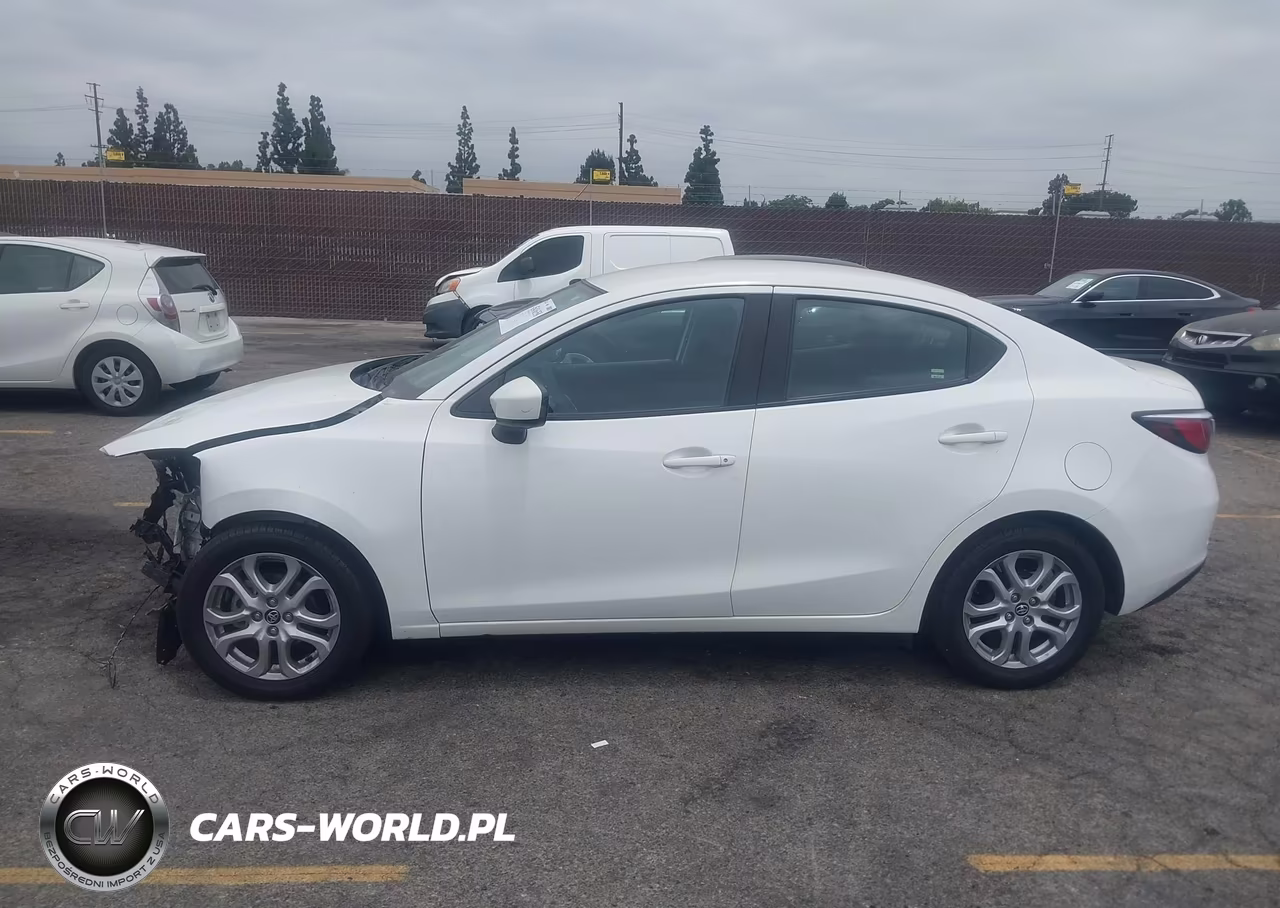 2017 Toyota Yaris Ia VIN:3MYDLBYV8HY173692 - 14