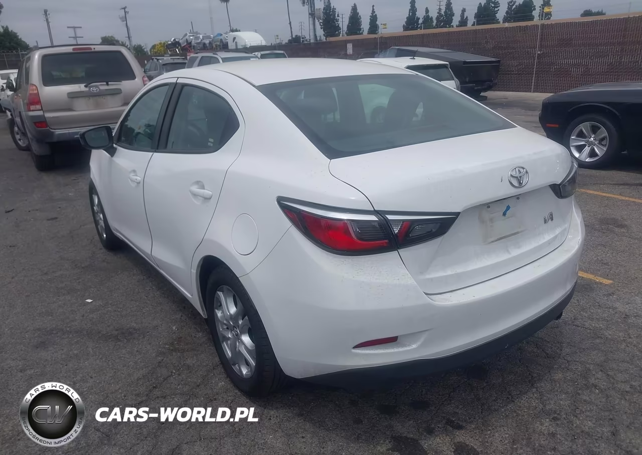 2017 Toyota Yaris Ia VIN:3MYDLBYV8HY173692 - 3