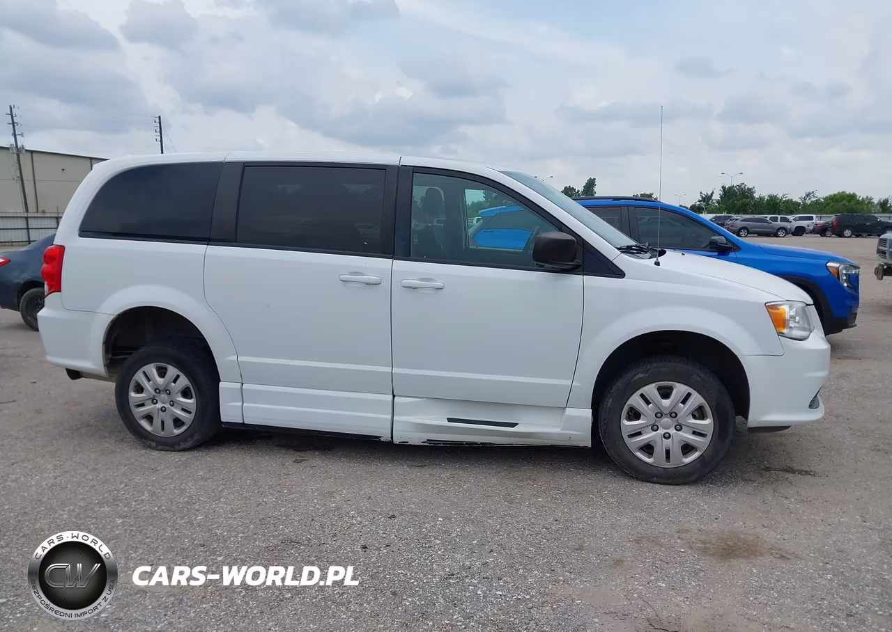 2018 Dodge Grand Caravan Se VIN:2C7WDGBG5JR363292 - 13