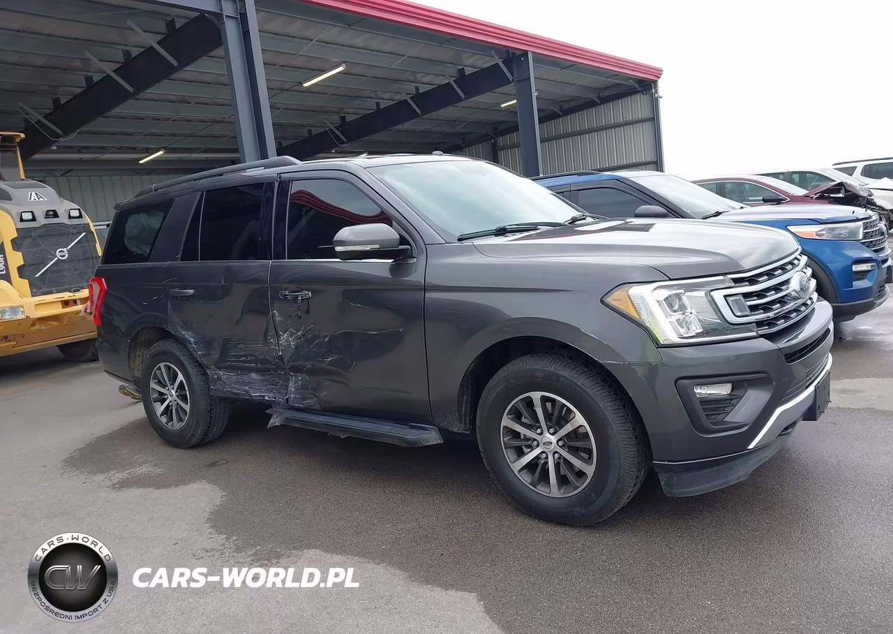 2018 Ford Expedition Xlt VIN:1FMJU1JT2JEA28597 - 13