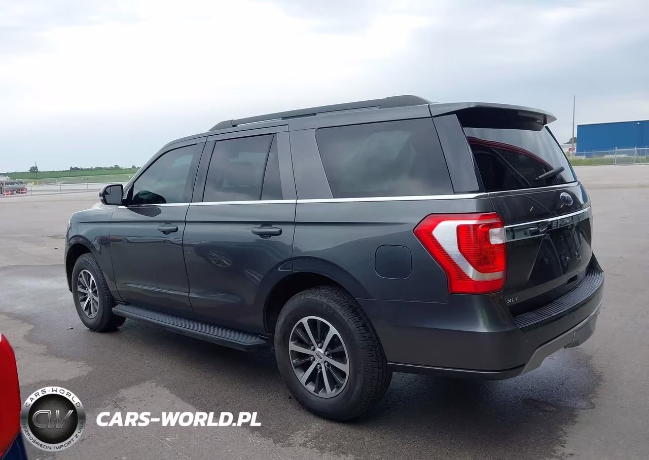 2018 Ford Expedition Xlt VIN:1FMJU1JT2JEA28597 - 14