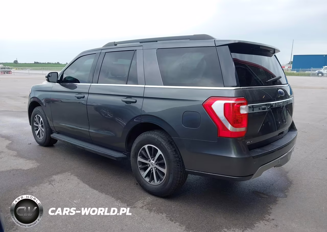 2018 Ford Expedition Xlt VIN:1FMJU1JT2JEA28597 - 3