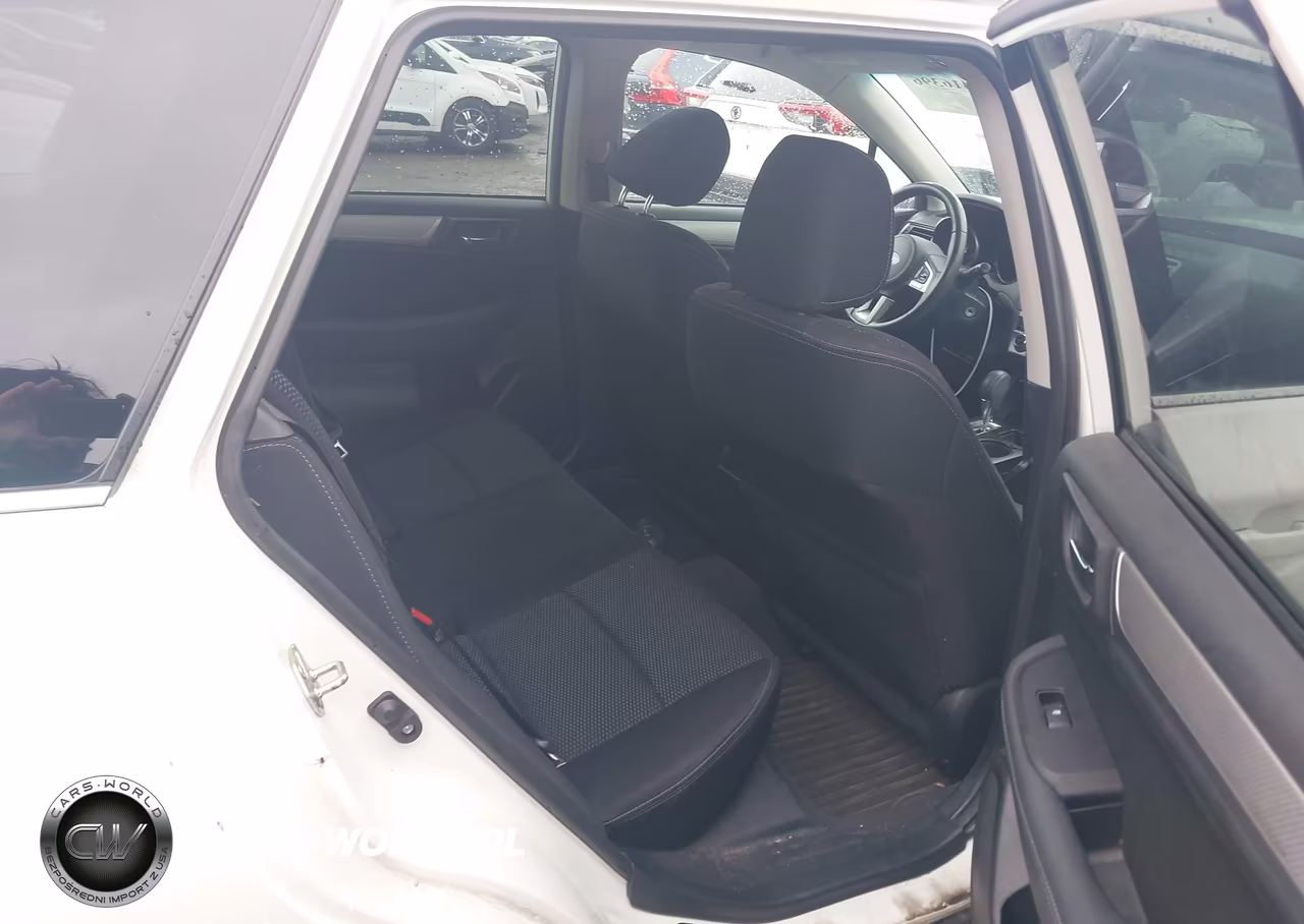 2017 Subaru Outback 2.5I Premium VIN:4S4BSACC7H3378157 - 8