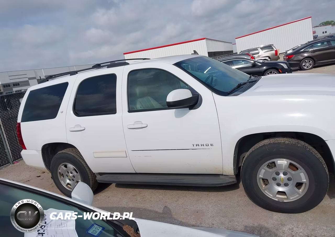 2011 Chevrolet Tahoe Lt VIN:1GNSCBE03BR277025 - 13