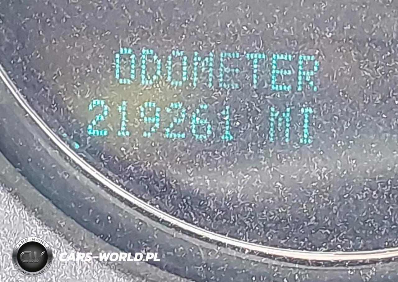 2011 Chevrolet Tahoe Lt VIN:1GNSCBE03BR277025 - 15