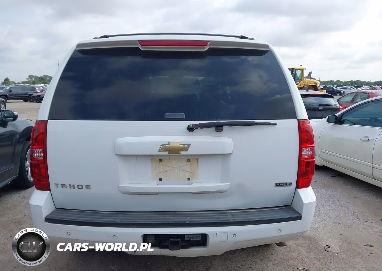 2011 Chevrolet Tahoe Lt VIN:1GNSCBE03BR277025 - 16