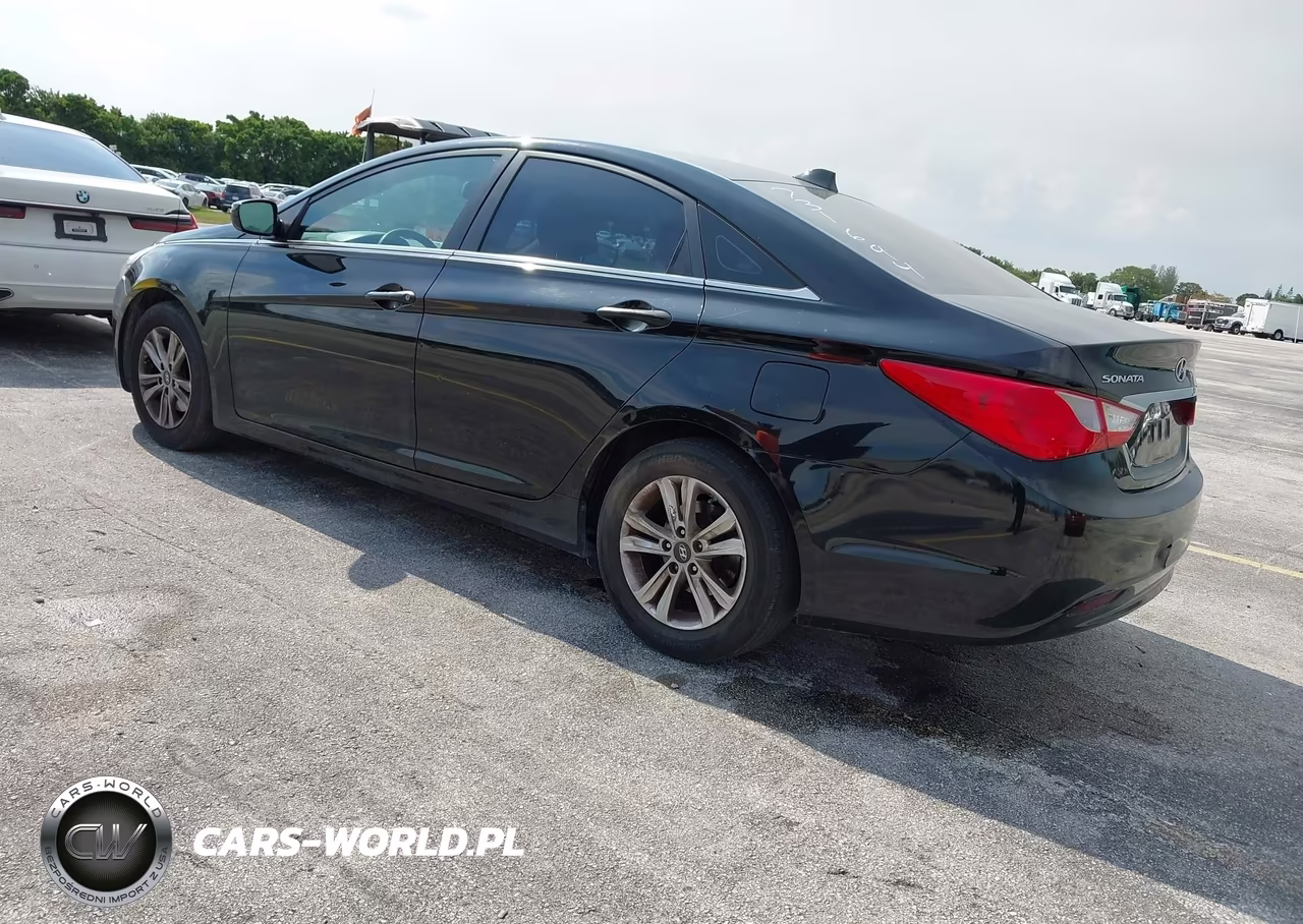 2013 Hyundai Sonata Gls VIN:5NPEB4AC7DH731694 - 3
