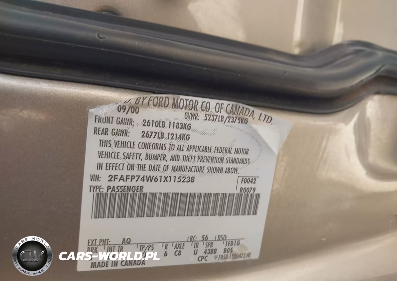 2001 Ford Crown Victoria Lx VIN:2FAFP74W61X115238 - 9