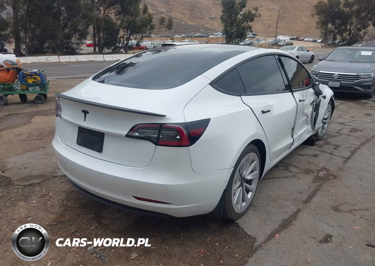 2021 Tesla Model 3 Standard Range Plus Rear-Wheel Drive VIN:5YJ3E1EA7MF099042 - 4