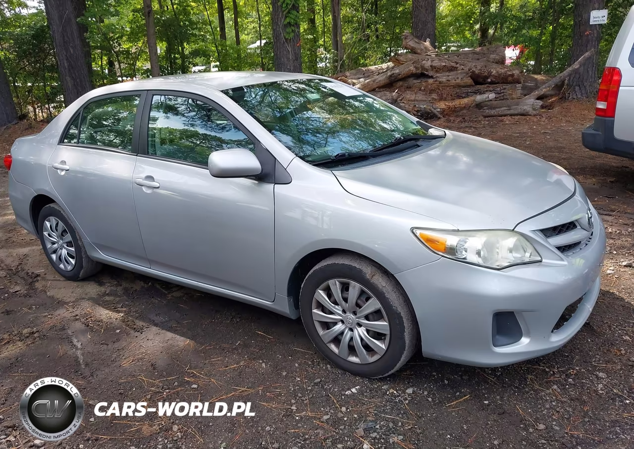 2012 Toyota Corolla Le – zdjęcie 1 z 16