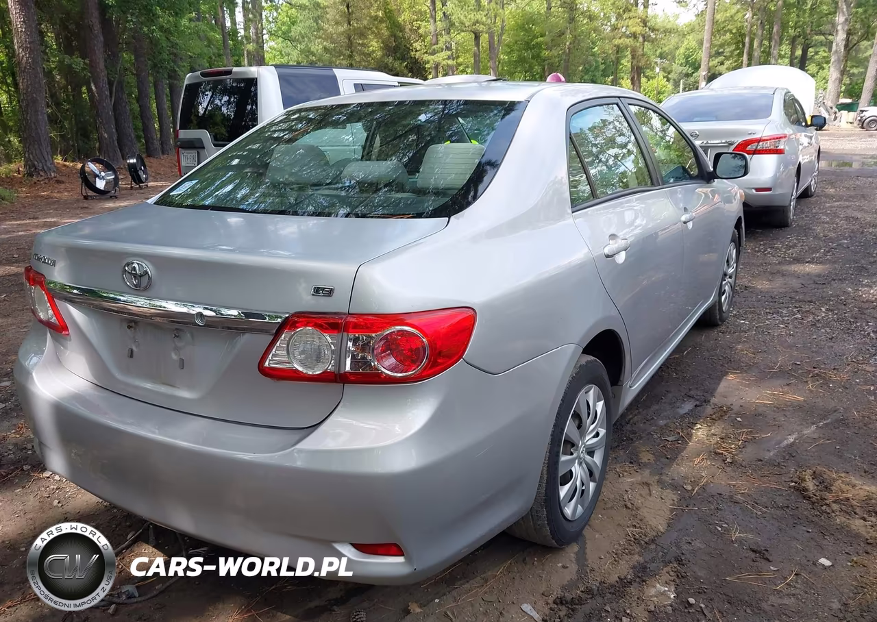 2012 Toyota Corolla Le VIN:2T1BU4EE0CC831033 - 4