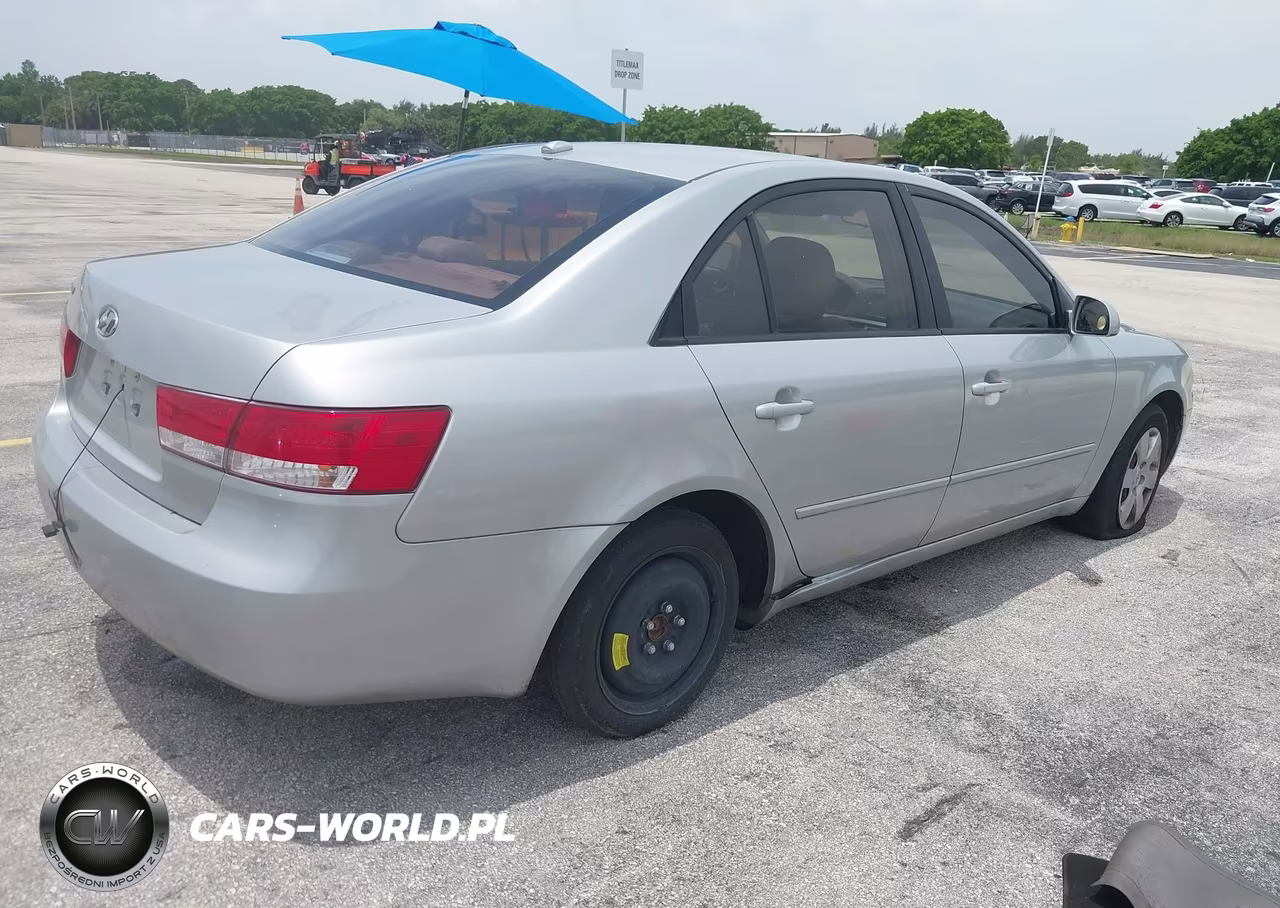 2007 Hyundai Sonata VIN:5NPET46C27H251721 - 4
