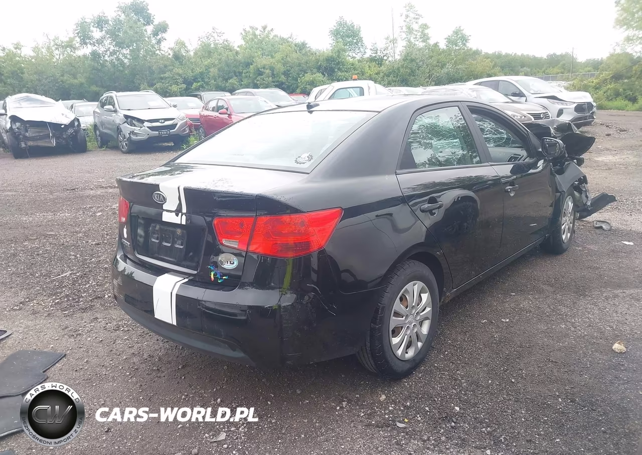 2010 Kia Forte Lx VIN:KNAFT4A20A5170045 - 4