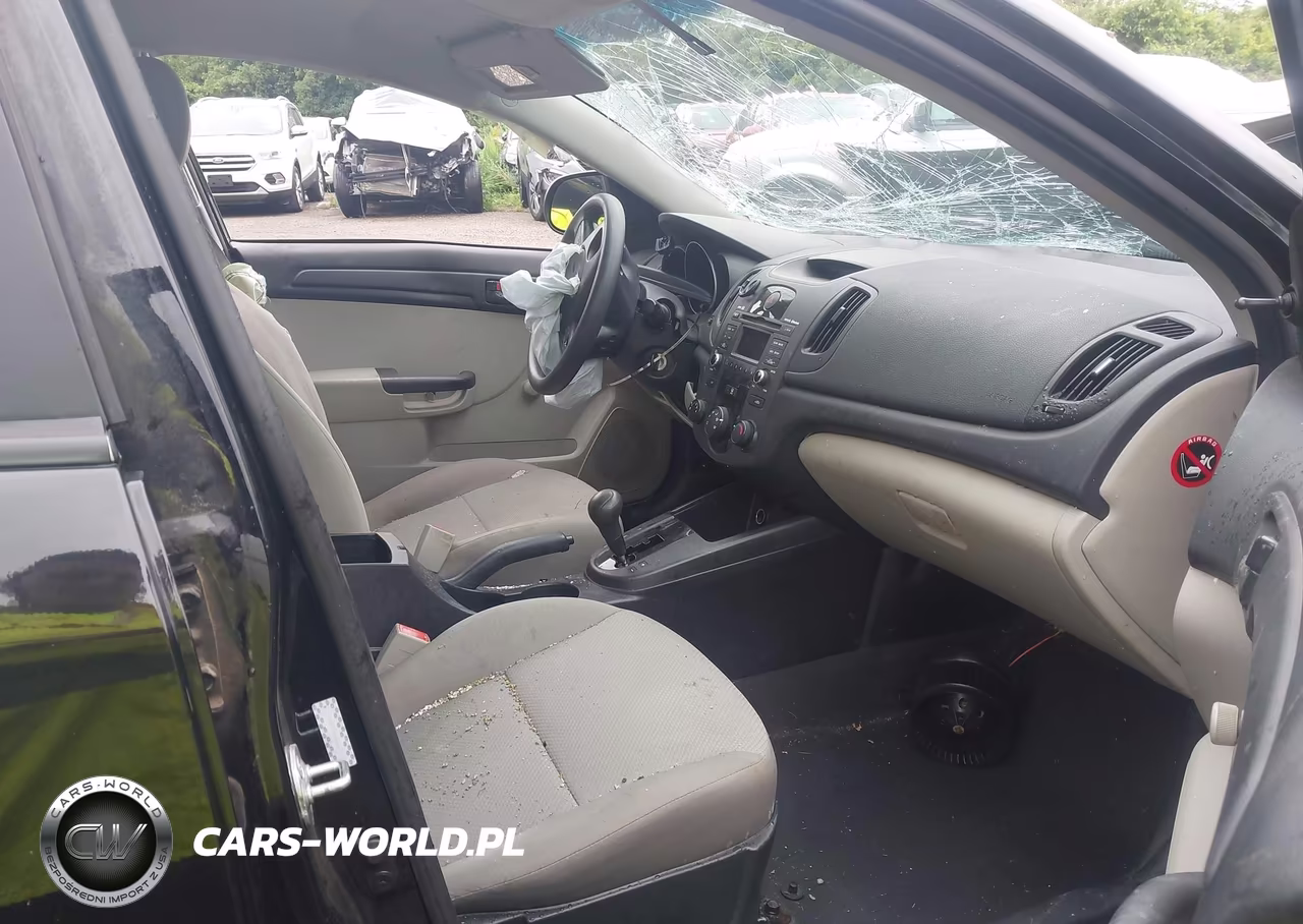 2010 Kia Forte Lx VIN:KNAFT4A20A5170045 - 5