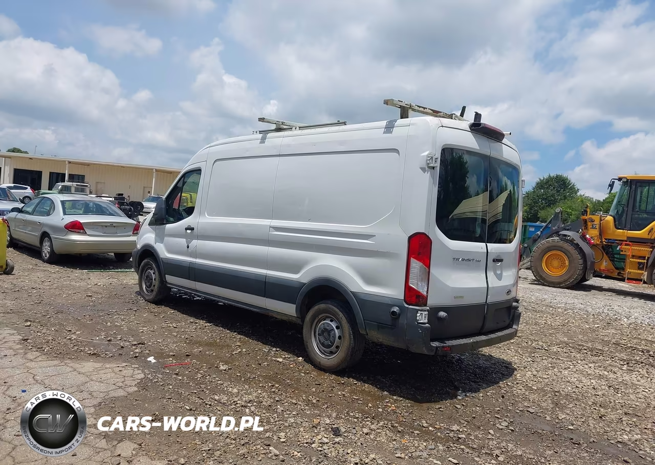 2018 Ford Transit-250 VIN:1FTYR2CG1JKA50697 - 3