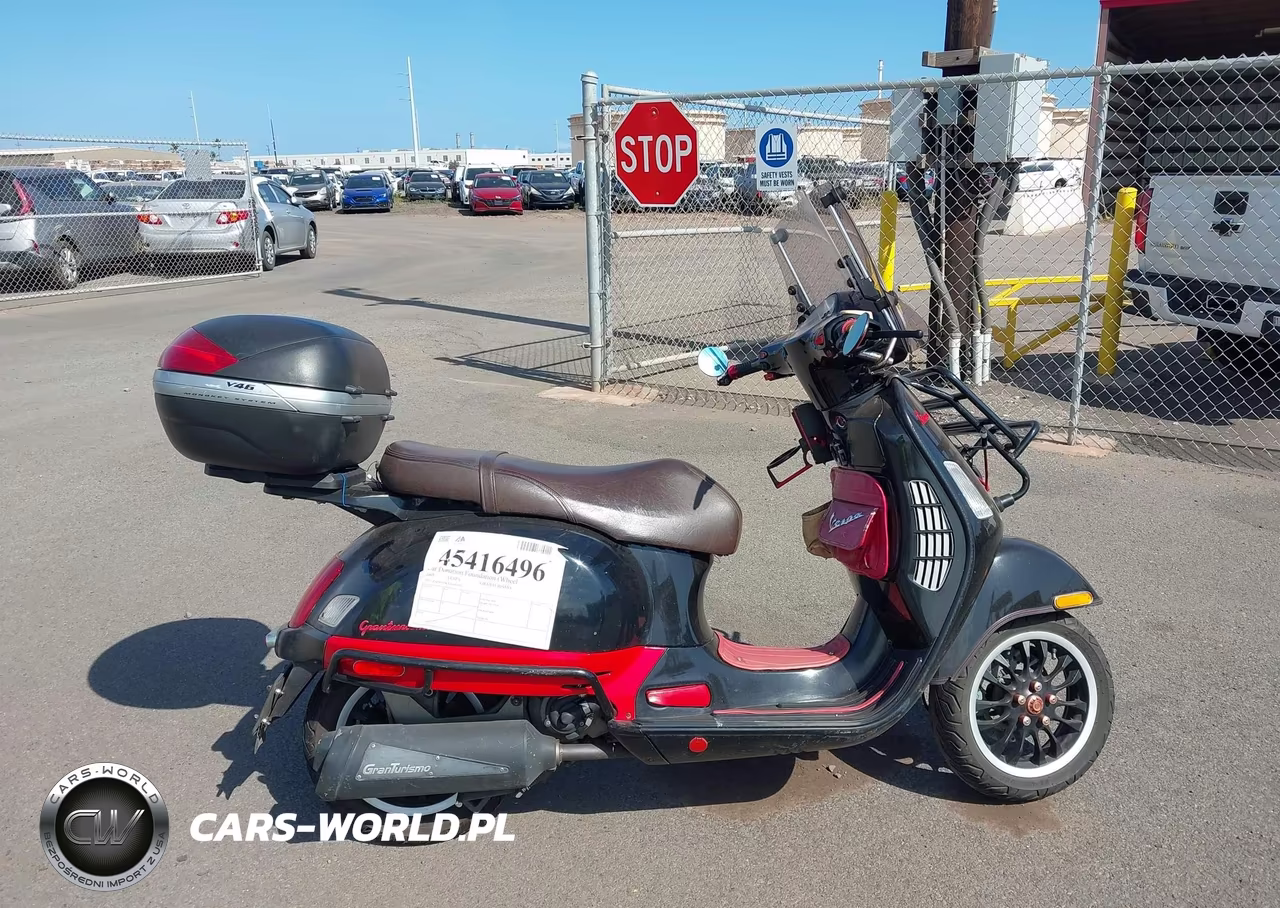 2005 Vespa Granturismo 200 VIN:ZAPM319KX55002091 - 13