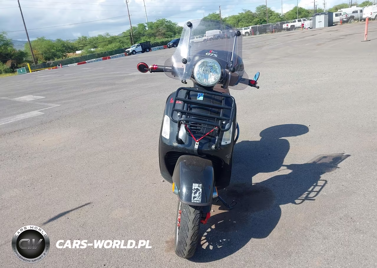 2005 Vespa Granturismo 200 VIN:ZAPM319KX55002091 - 5
