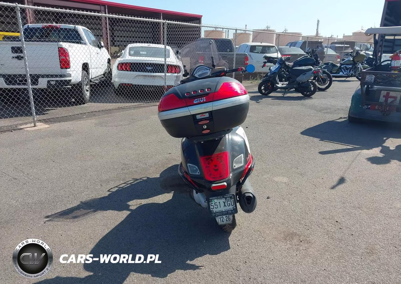 2005 Vespa Granturismo 200 VIN:ZAPM319KX55002091 - 6