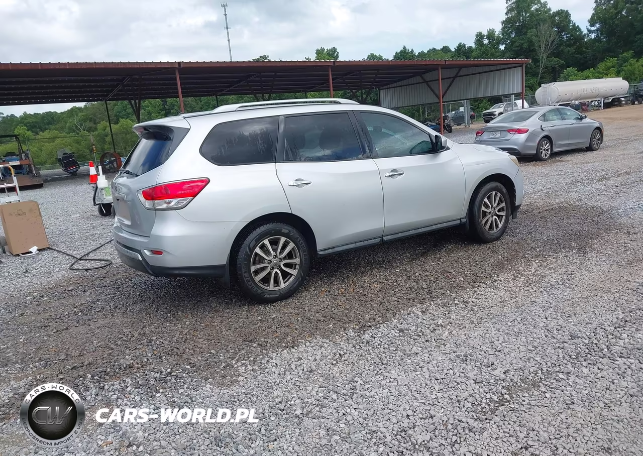 2015 Nissan Pathfinder S VIN:5N1AR2MN1FC647957 - 4