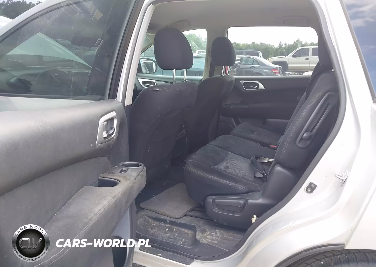 2015 Nissan Pathfinder S VIN:5N1AR2MN1FC647957 - 8