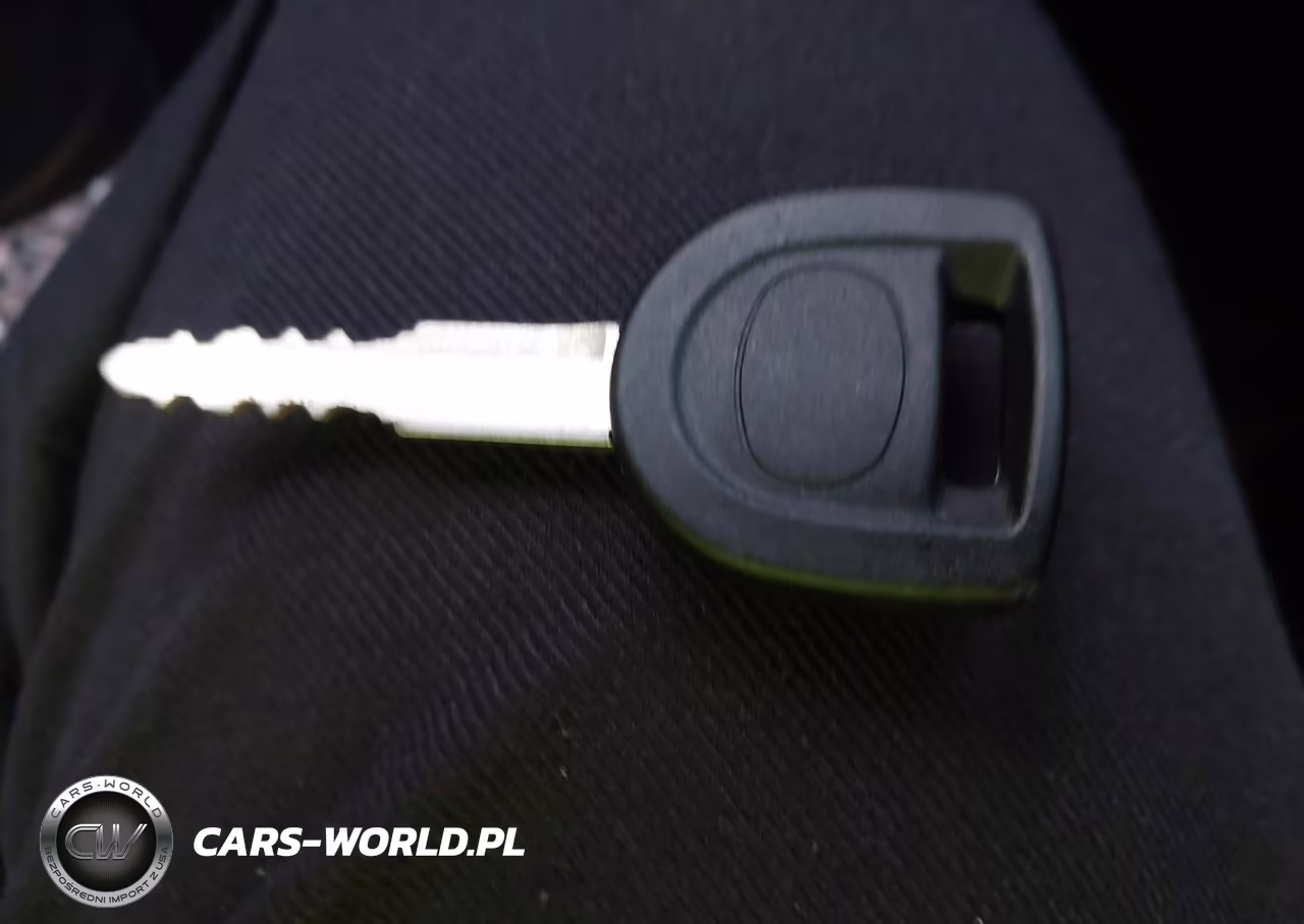 MAZDA 3 I VIN:JM1BL1L73C1631287 - 11