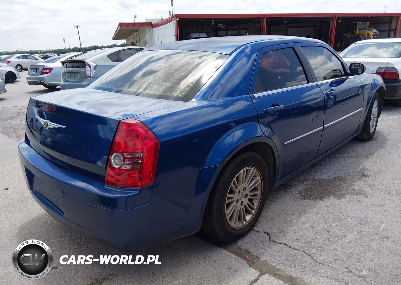 2009 Chrysler 300 Lx VIN:2C3KA43D19H543947 - 4