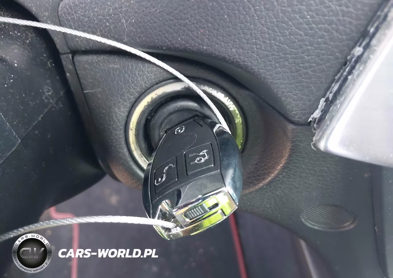 MERCEDES-BENZ C 250 VIN:WDDGJ4HB9DG030562 - 11