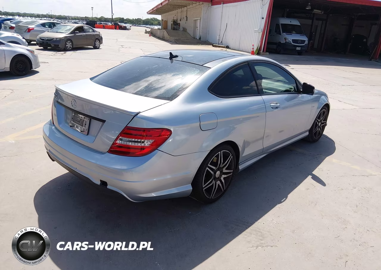 MERCEDES-BENZ C 250 VIN:WDDGJ4HB9DG030562 - 4