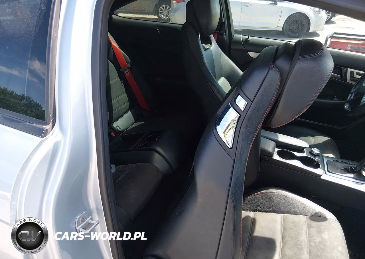 MERCEDES-BENZ C 250 VIN:WDDGJ4HB9DG030562 - 8