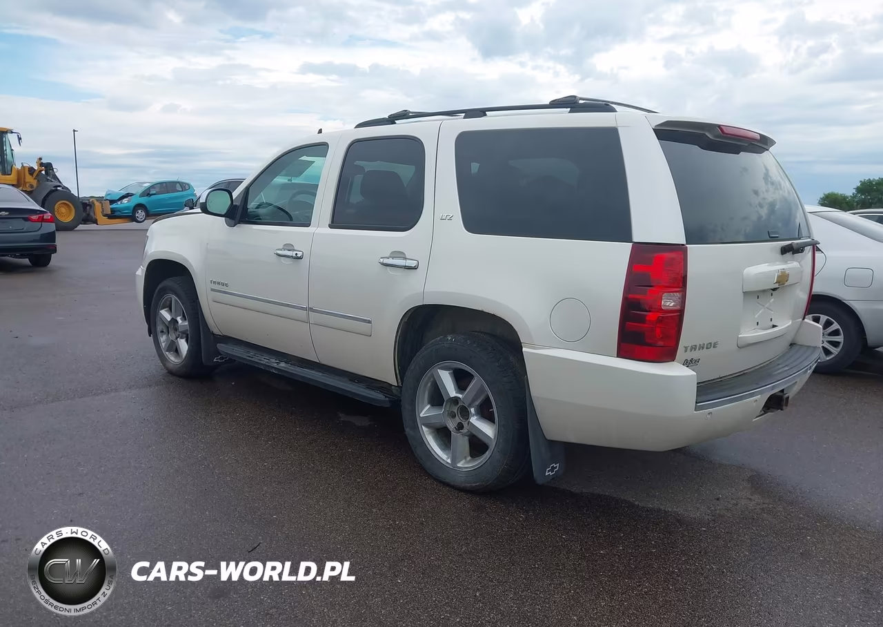 2013 Chevrolet Tahoe Ltz VIN:1GNSKCE00DR248271 - 3