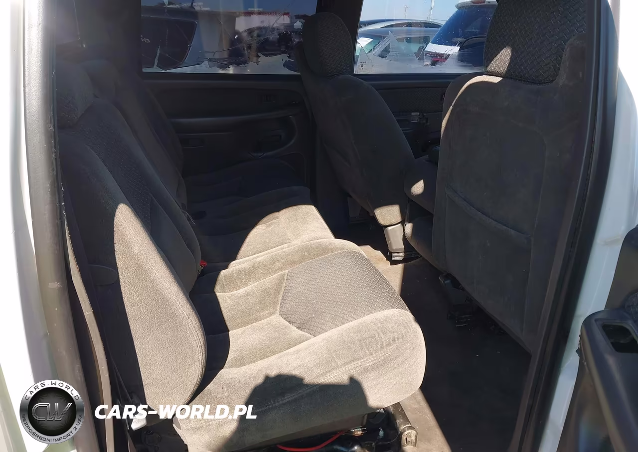 2004 Chevrolet Avalanche 1500 VIN:3GNEC12T94G223060 - 8