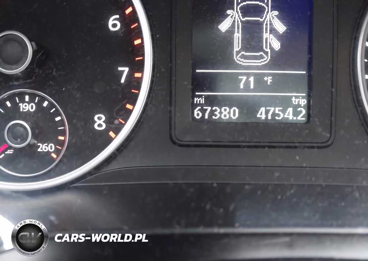 2017 Volkswagen Tiguan 2.0T Sport VIN:WVGUV7AXXHK020422 - 15