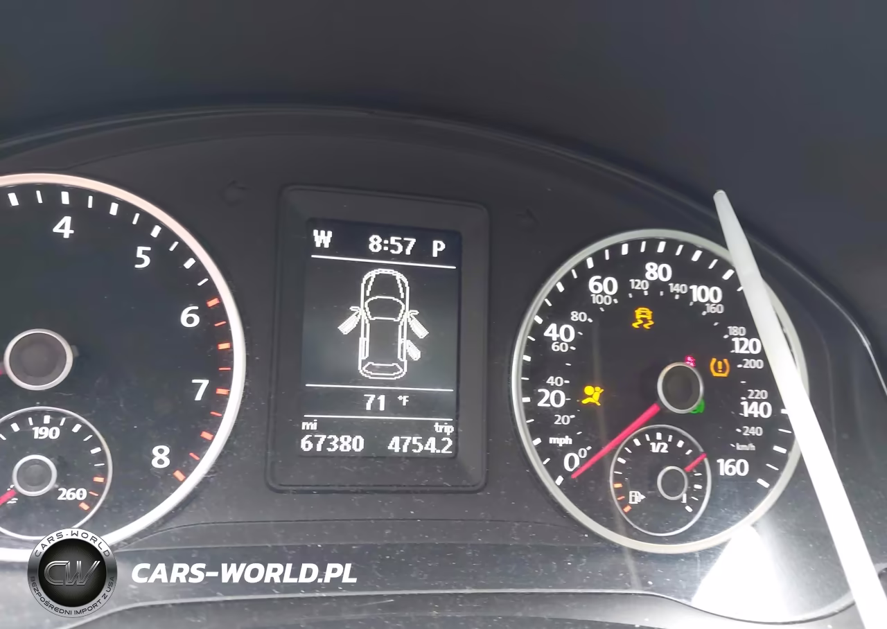 2017 Volkswagen Tiguan 2.0T Sport VIN:WVGUV7AXXHK020422 - 7
