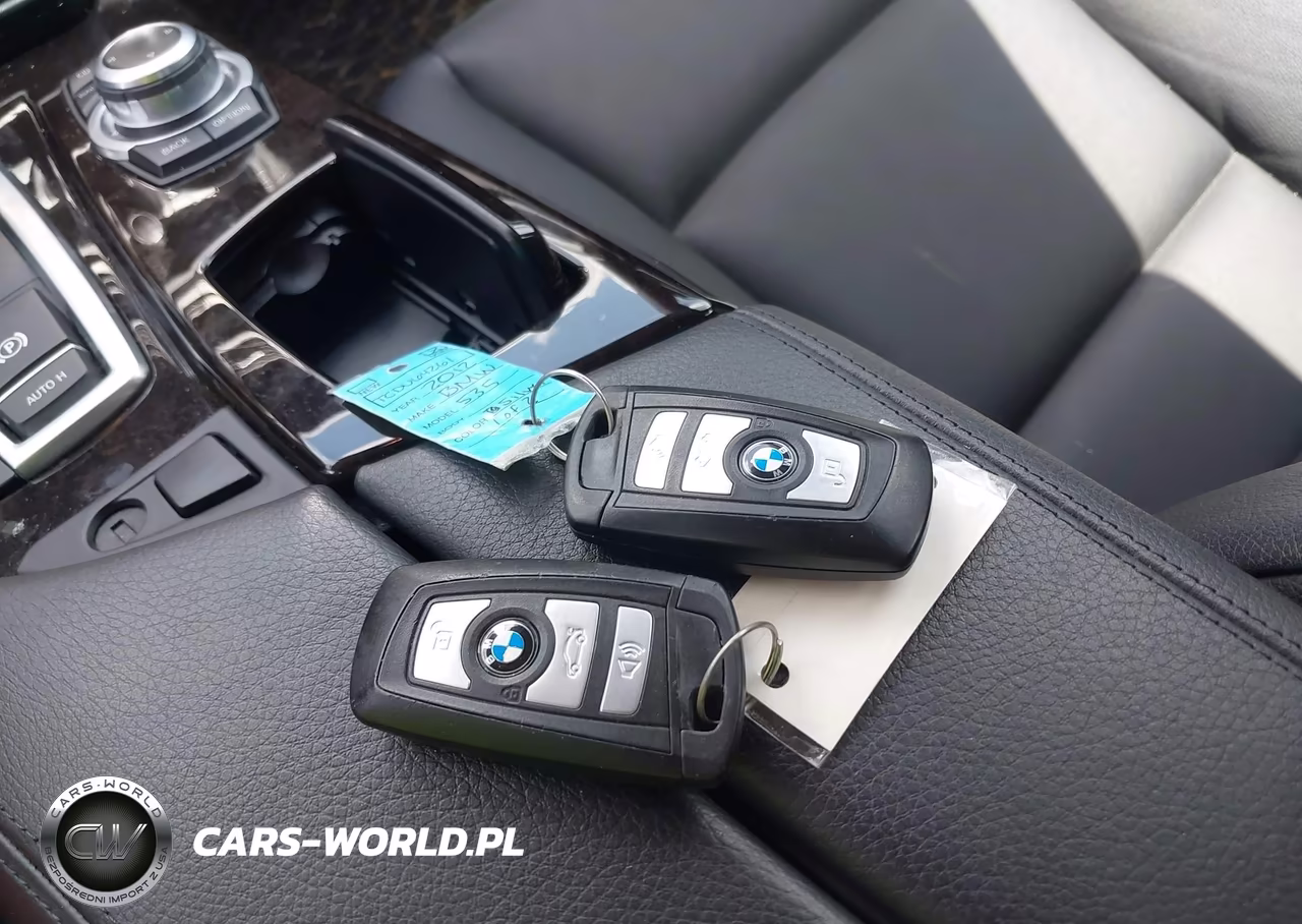 2012 BMW 535I xDrive VIN:WBAFU7C5XCDU64261 - 11