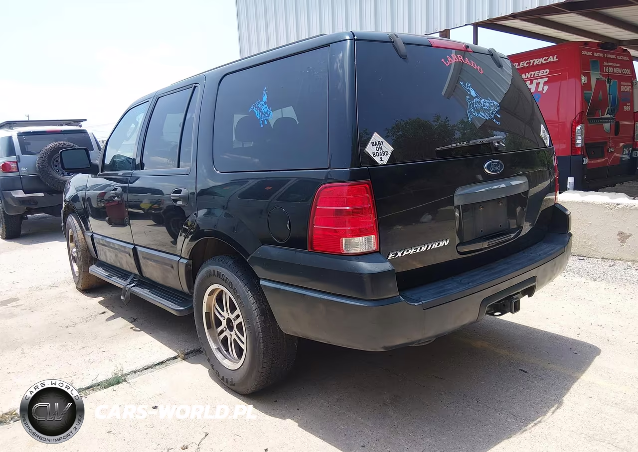 2004 Ford Expedition Xls VIN:1FMRU13W24LB07746 - 3