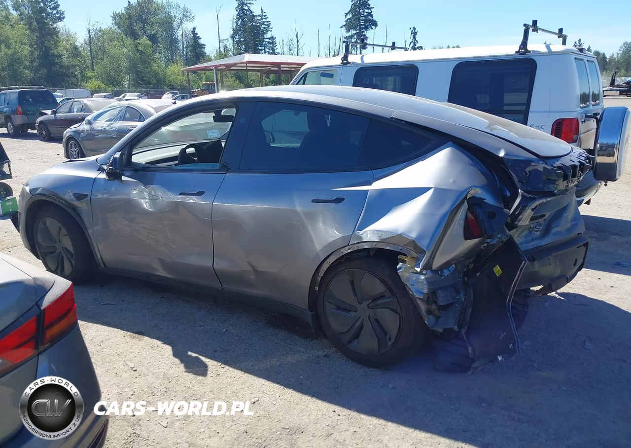 2026 Tesla Model Y All-Wheel Drive-Long Range Launch Series-Premium All-Wheel Drive VIN:7SAYGDEE0TF363711 - 14