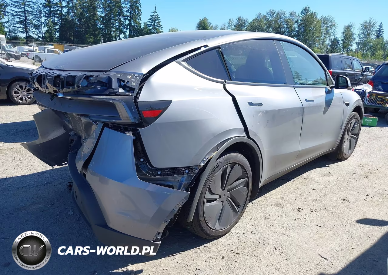 2026 Tesla Model Y All-Wheel Drive-Long Range Launch Series-Premium All-Wheel Drive VIN:7SAYGDEE0TF363711 - 4