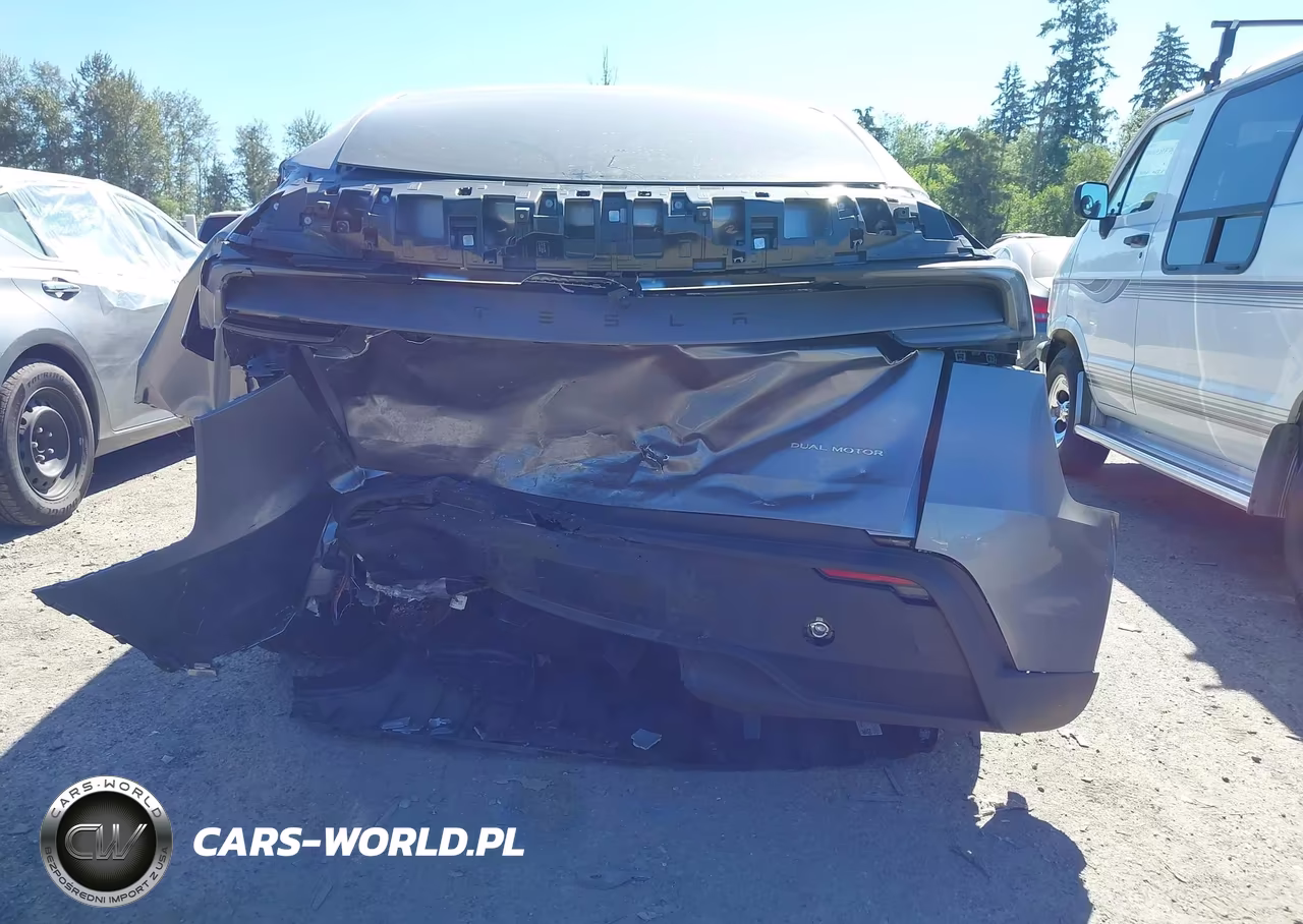 2026 Tesla Model Y All-Wheel Drive-Long Range Launch Series-Premium All-Wheel Drive VIN:7SAYGDEE0TF363711 - 6