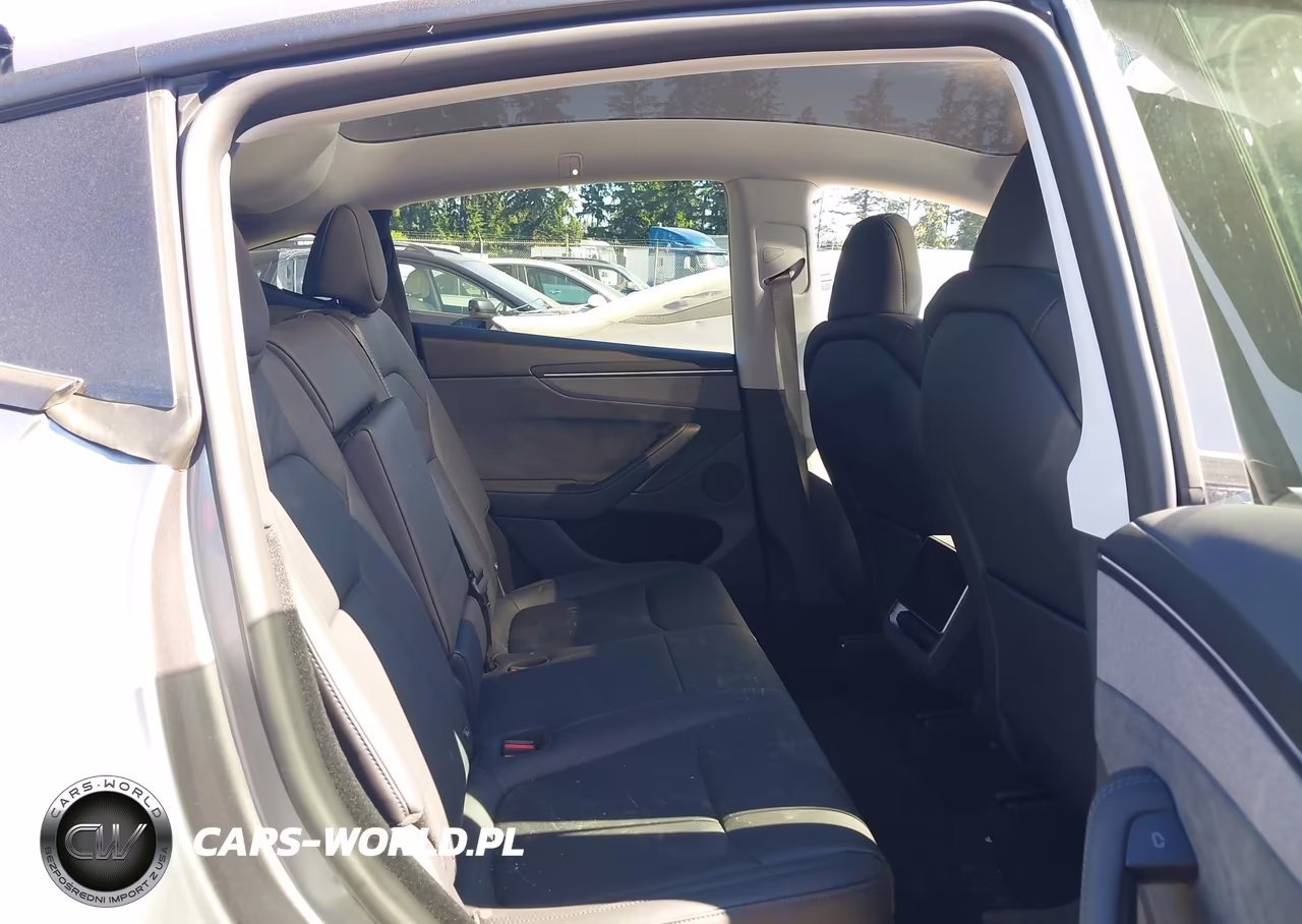 2026 Tesla Model Y All-Wheel Drive-Long Range Launch Series-Premium All-Wheel Drive VIN:7SAYGDEE0TF363711 - 8